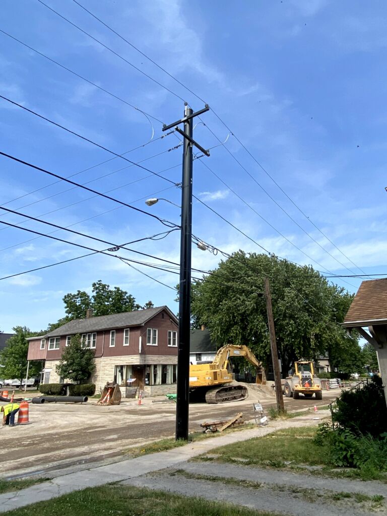 Trident multi-layer pole in neighborhood